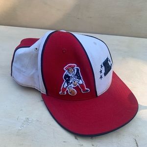 New England patriot throwback logo hat size 8